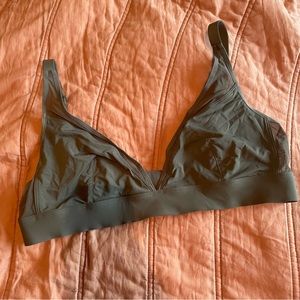 Parade Re:Play Triangle bralette